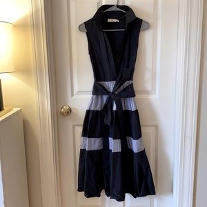 Vineyard Vines navy & seersucker dress